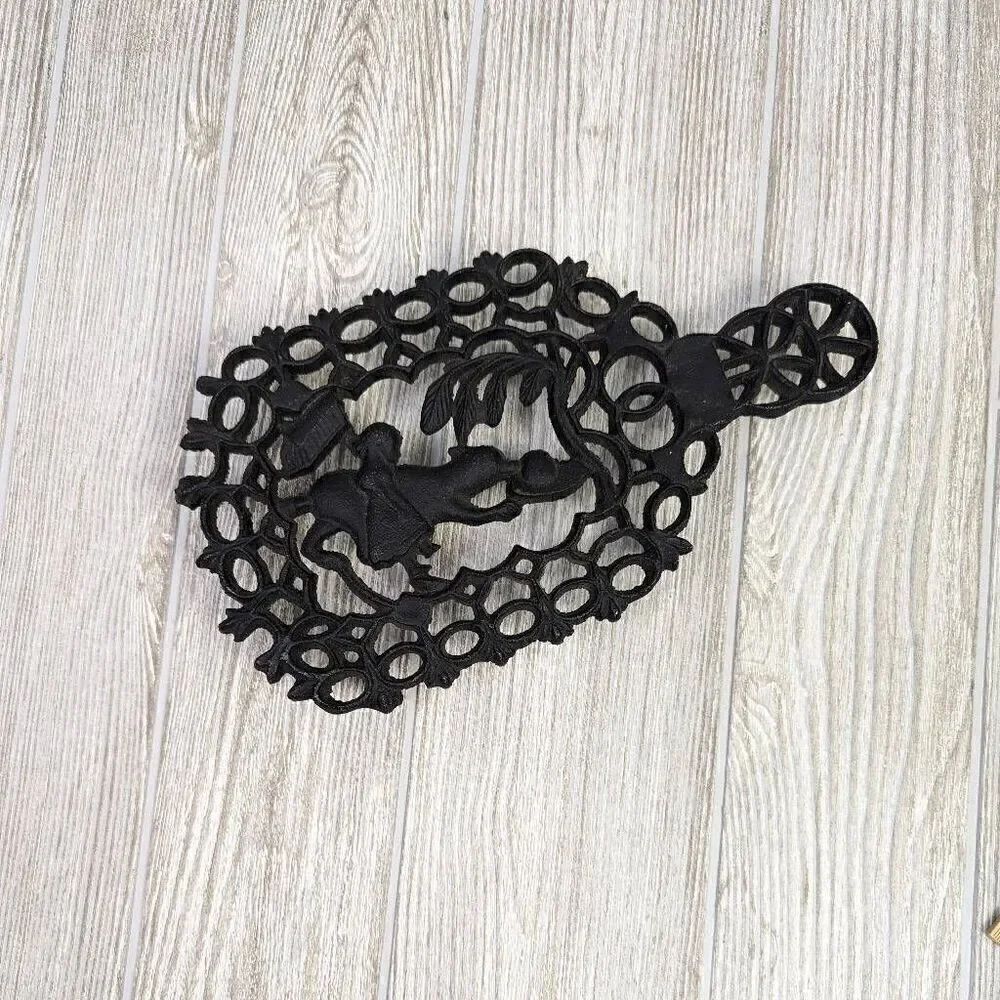 Vintage Dog + Girl Cast Iron Footed Kitchen Trivet Stand V&M Virginia Metalcraft
